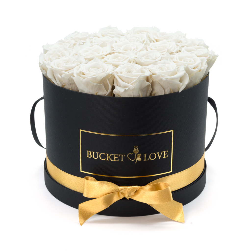 BETTER NOW_25_ELEGANT_Bucket of Love_long lasting roses_185 eur